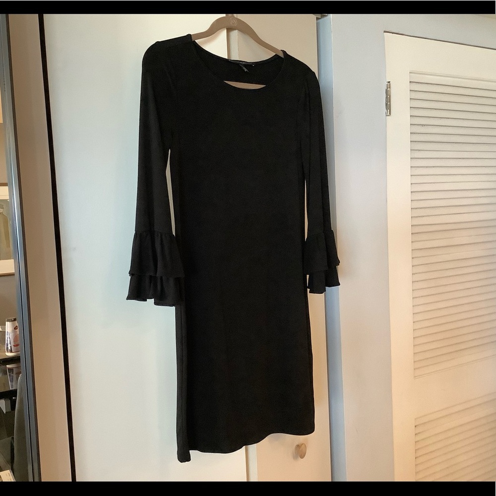 Black long sleeve dress